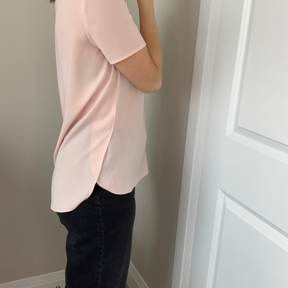 Lord + Taylor size Medium soft pink blouse/. - Picture 4 of 4